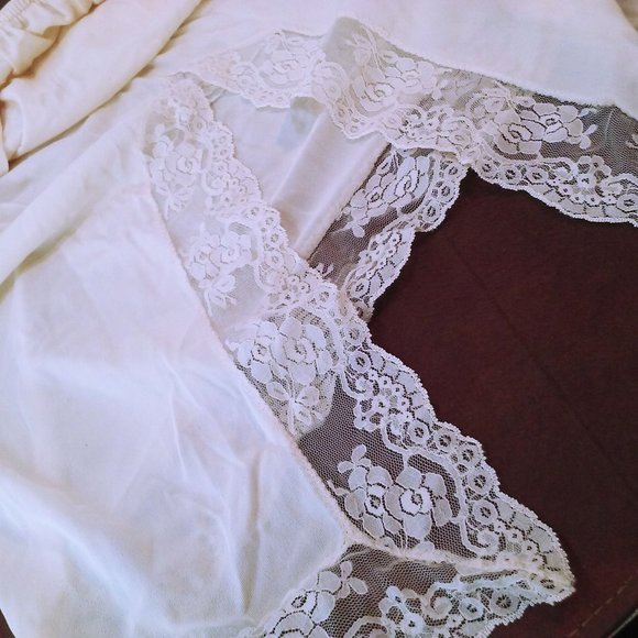 Vintage 60s Greenco Maid Long Half Slip-Skirt M(6) Lace Edge 15" Slit Cream Flaw - Picture 7 of 10